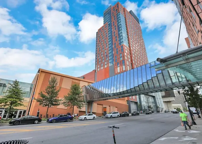 The Urban Oasis - 2 Bedroom - Great Location Apartamento *