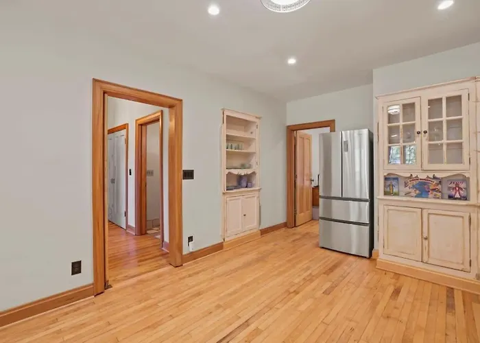 The Urban Oasis - 2 Bedroom - Great Location Apartamento *