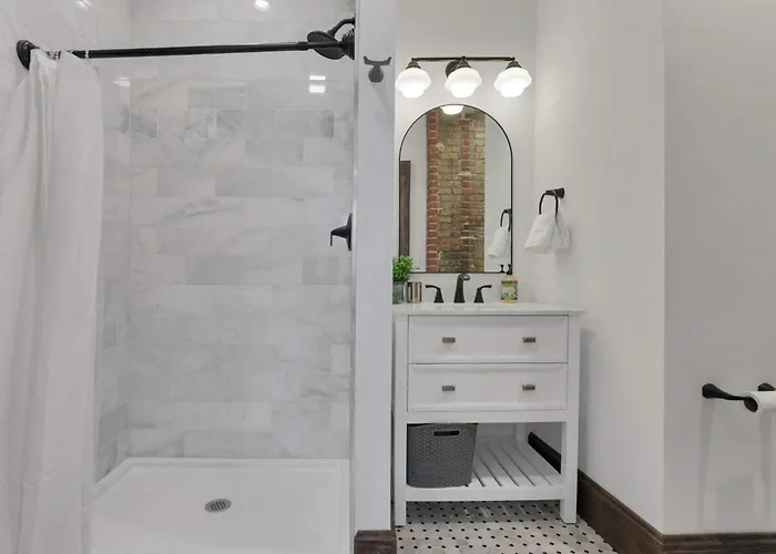 The Urban Oasis - 2 Bedroom - Great Location Apartamento Columbus