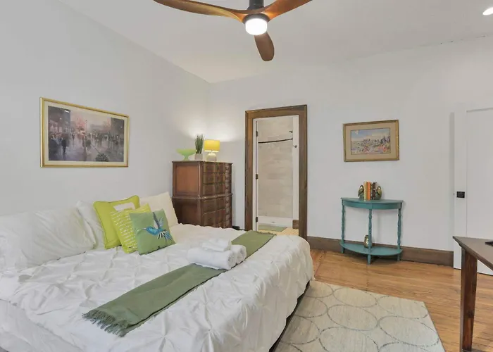 Apartamento The Urban Oasis - 2 Bedroom - Great Location